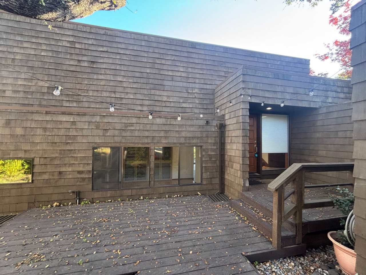 Large 2 bedroom 2.5 bathroom Bennett Valley Home with community pool and views