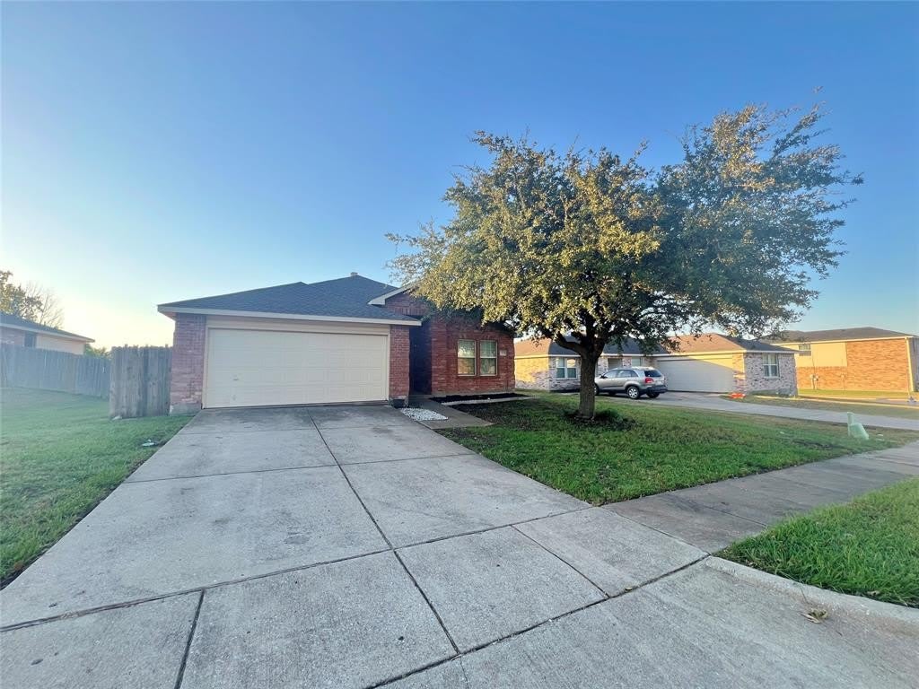 321 Briar Oaks Drive