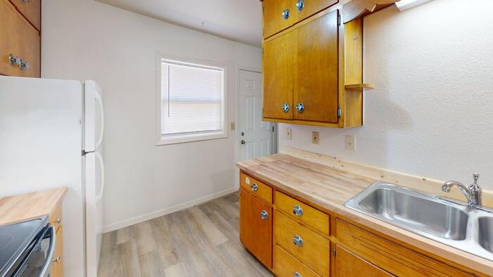 104 Division Street Northwest