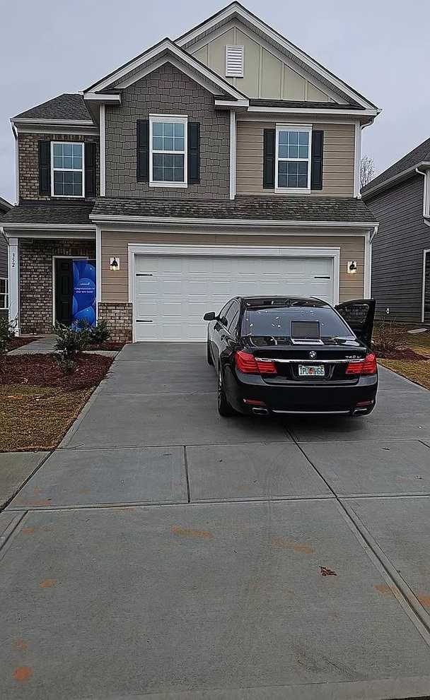 Room in 4 Bedroom Home at Runner Stone Ln