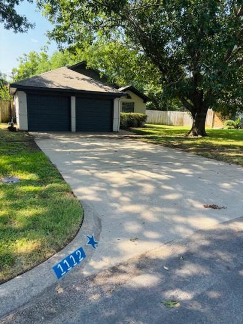 ASK ABOUT BACK TO SCHOOL MOVE IN SPECIAL!