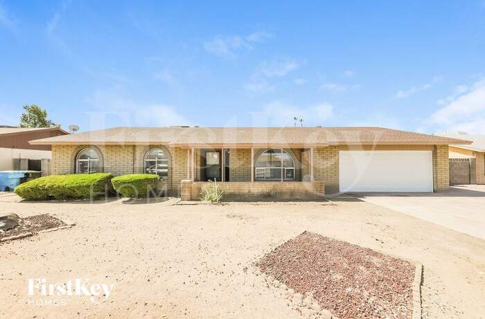 4923 West Larkspur Drive