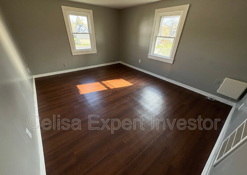 2401 Miner Street(G)