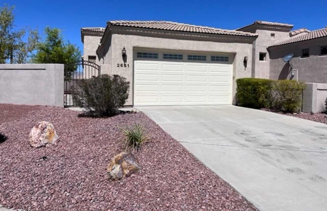 2BR Vacation Home in Gated Community Bullhead Parkway with Utilities Avail 10/1