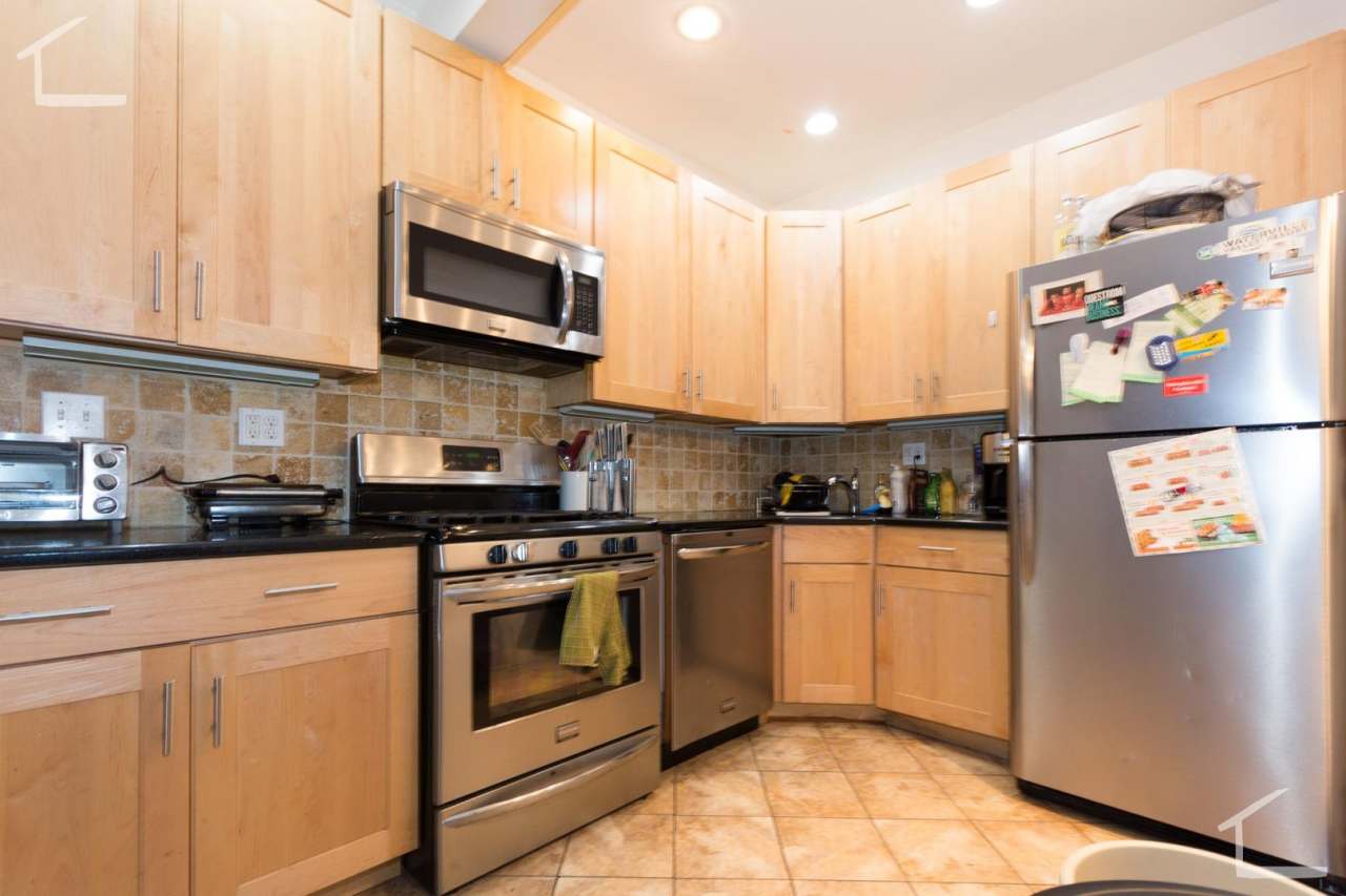 Renovated Apt in Packard's Corner! $500 Utility Rebate with Promo! H/HW Included