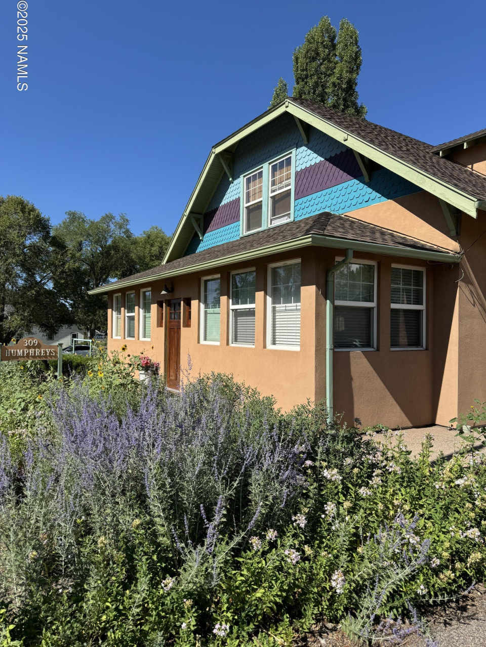 309 N Humphreys Street