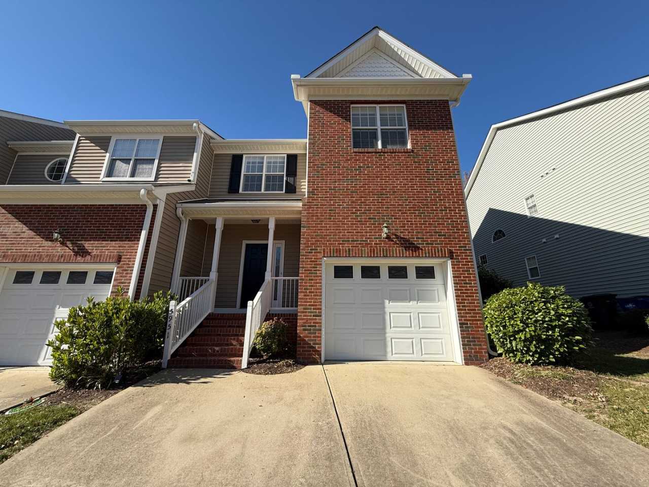 Gorgeous End Unit 3BD, 2.5BA Raleigh Townhome in a Prime Location Near Triangle Town Center, Poyner Place, and I-540