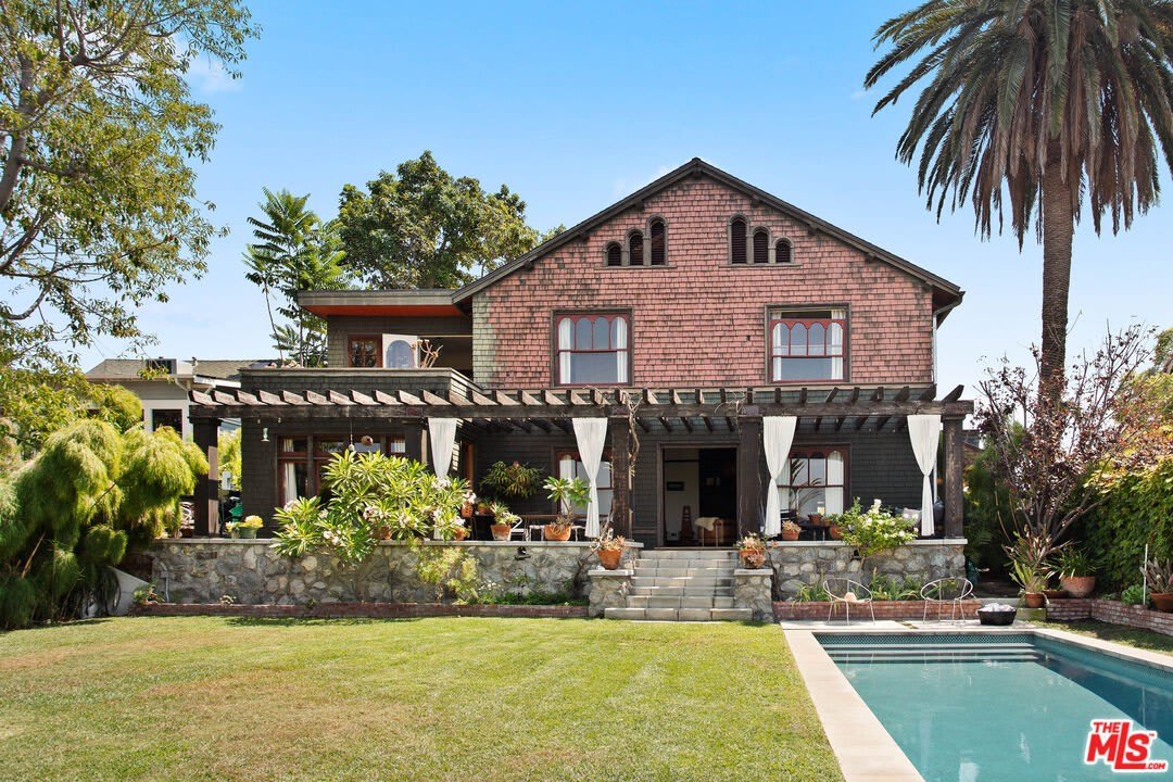 1046 W KENSINGTON RD