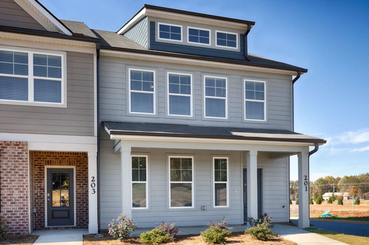 BRAND NEW 3 Bed 2.5 bathroom townhomes in Madison!