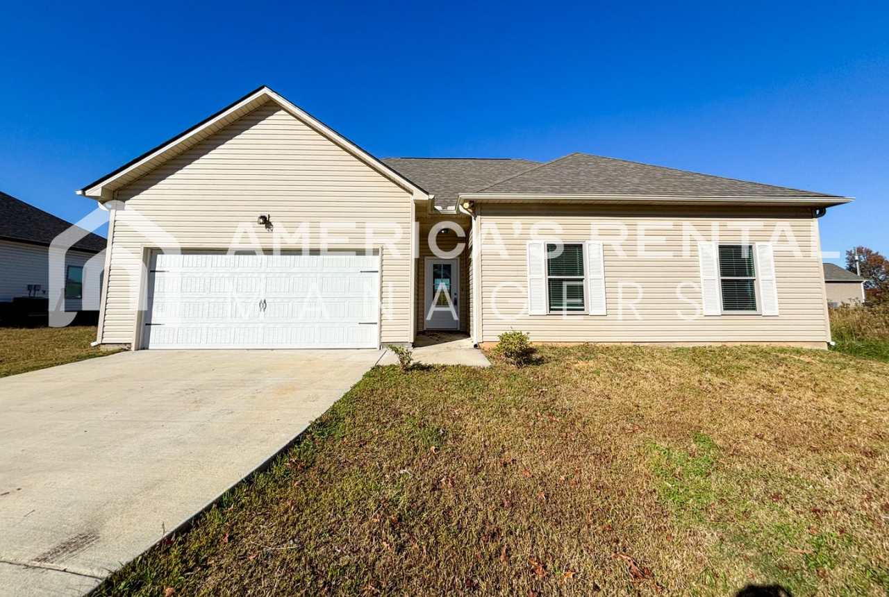 Home for Rent in Eva, AL!!! AVAILABLE NOW!!