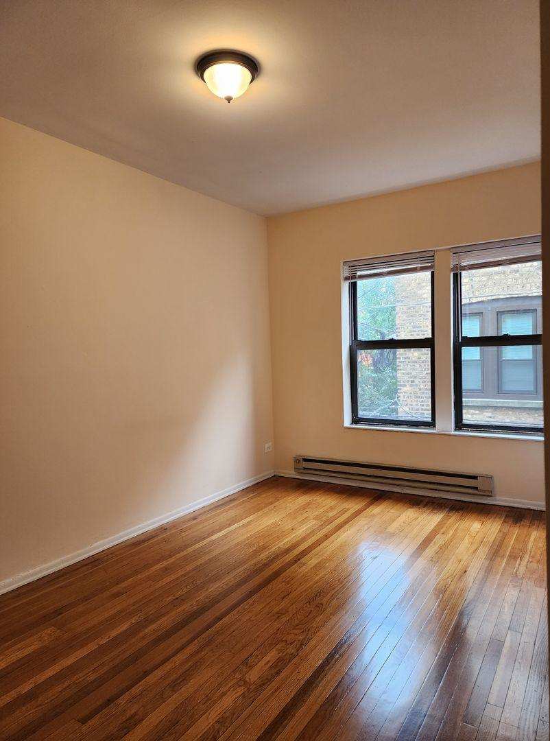 1714 W Jonquil Terrace