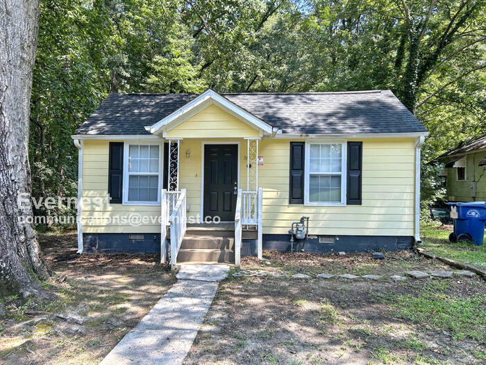 747 Gary Road Northwest