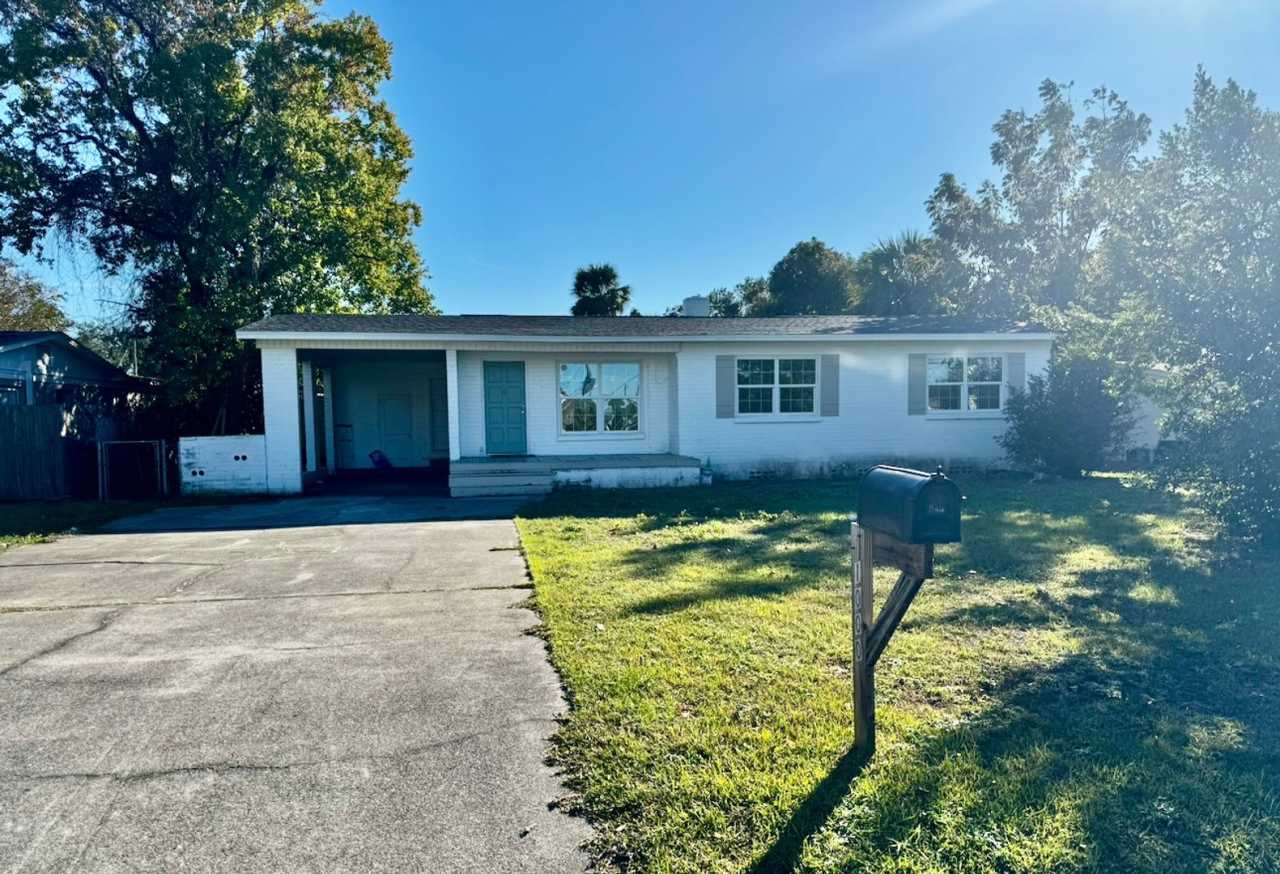 3 Bedroom Cove House