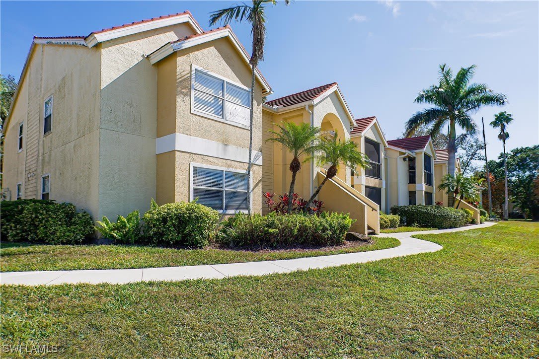 12540 equestrian Circle unit: 511