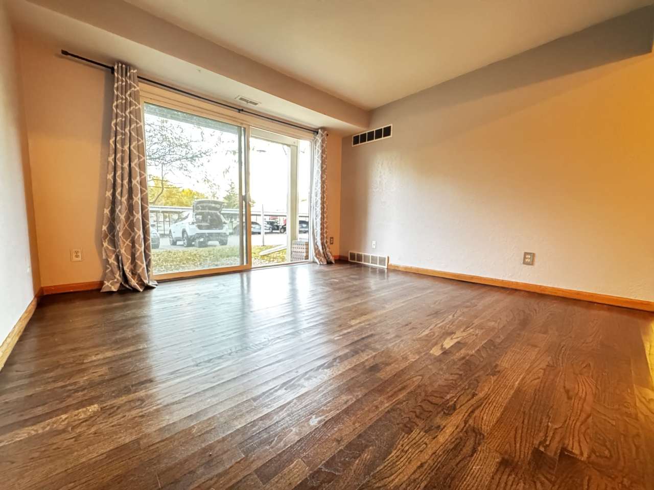 1717 Maple Ridge RoadUnit #9