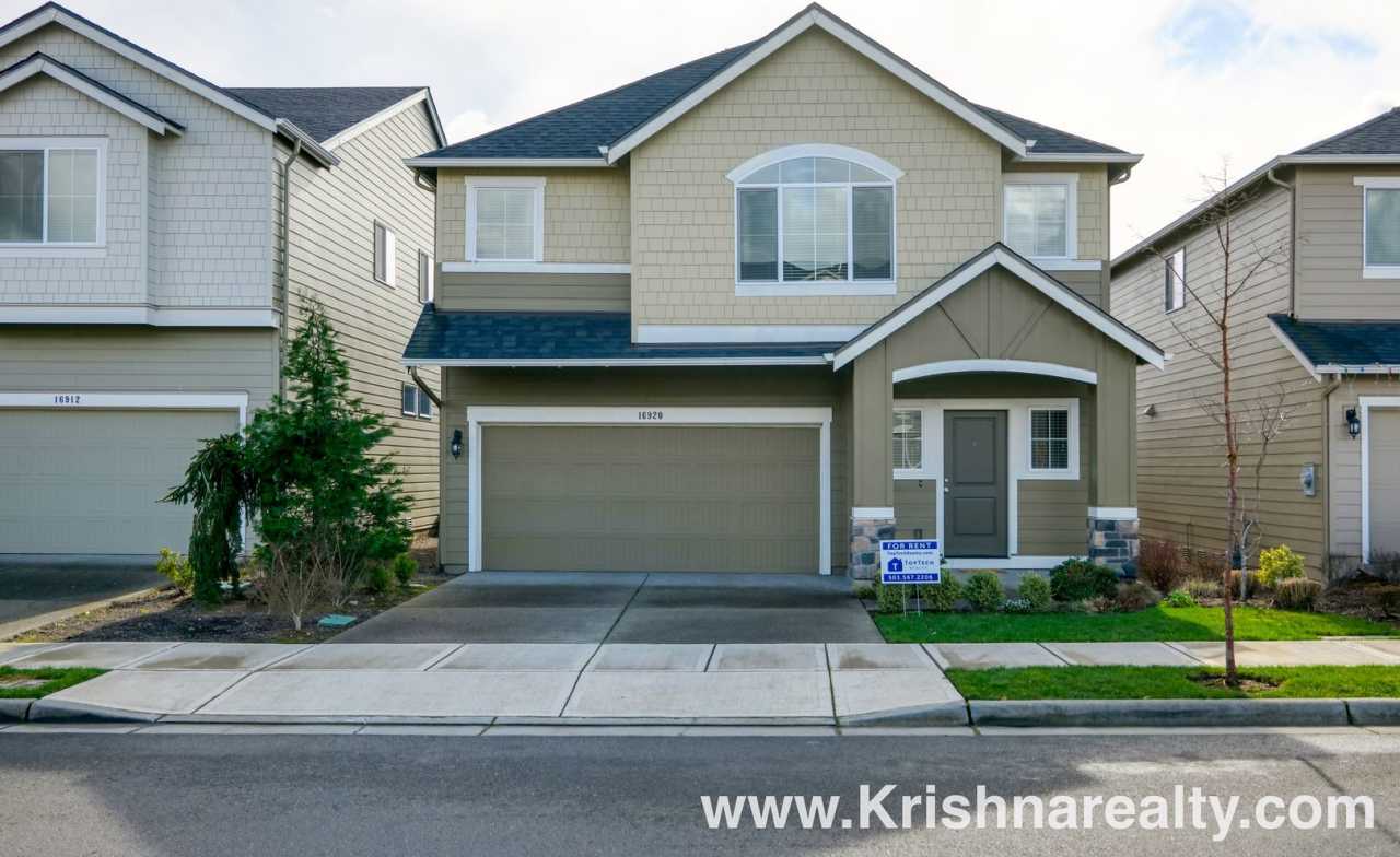 Beautiful Abbey Creek Home 5BR* 3BA* + Bonus (could be used as bedroom) Excellent Location! A+ Schools*Fncd Yard