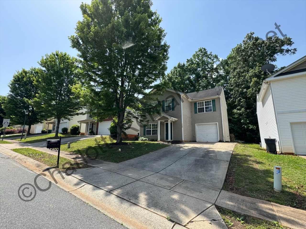 Spacious two story home in Charlotte