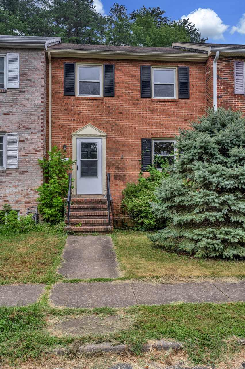 455 Ridgemore Street - 1