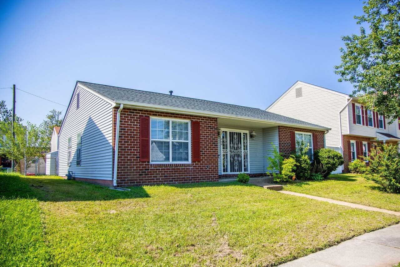 Three Bedroom Adjacent to the Villas at Rockets Landing