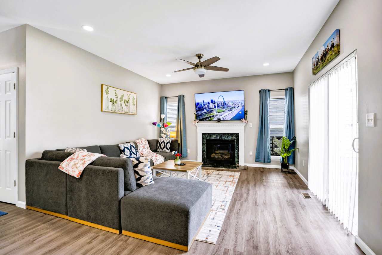 3909 Lafayette Avenue