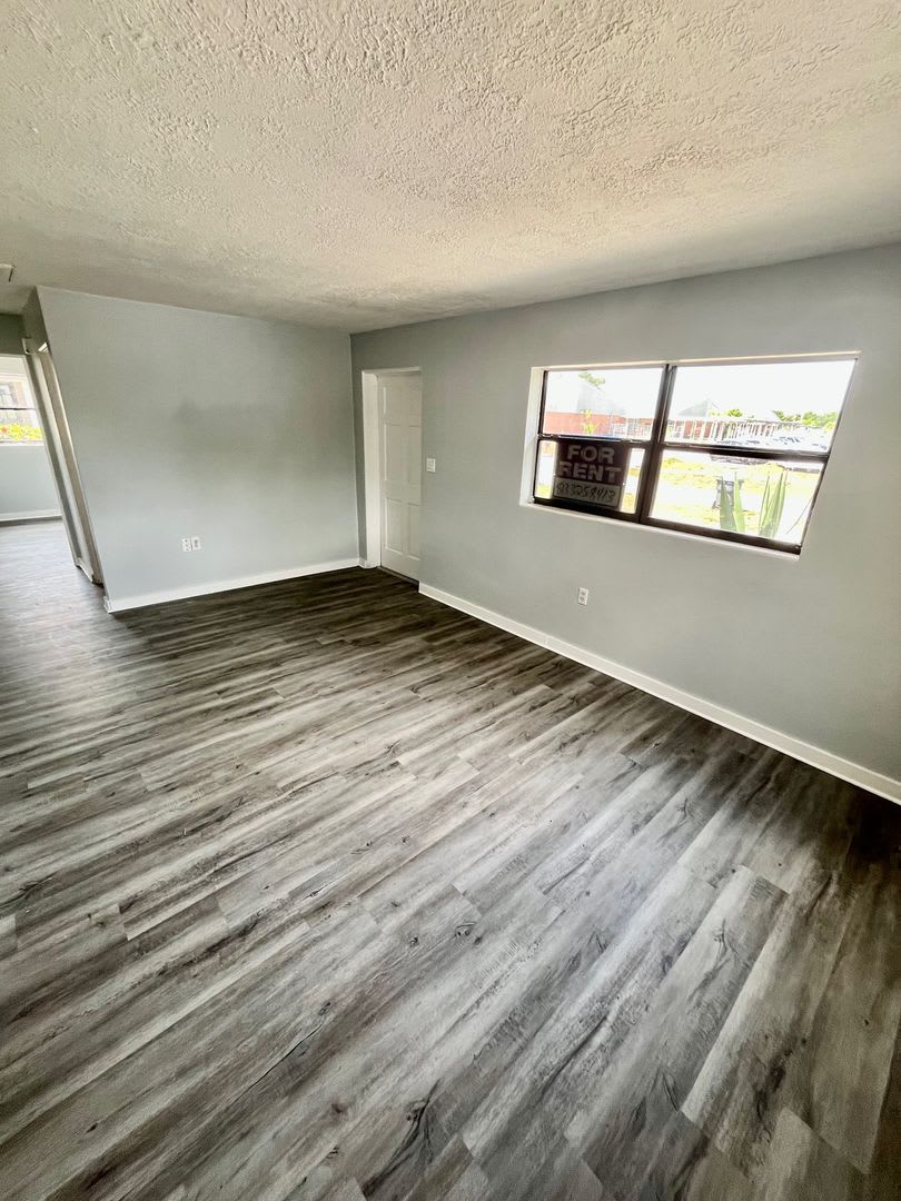 916 Mt. Airy Lakeland, FL