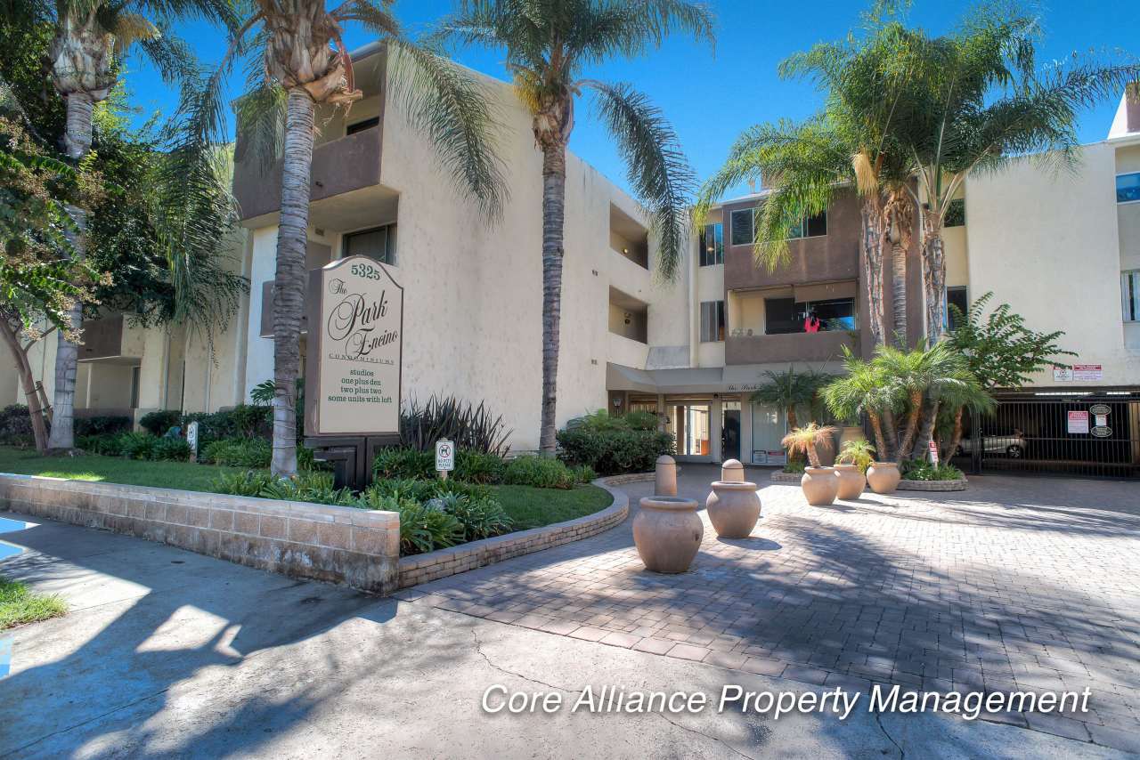 5325 Newcastle Avenue - 238