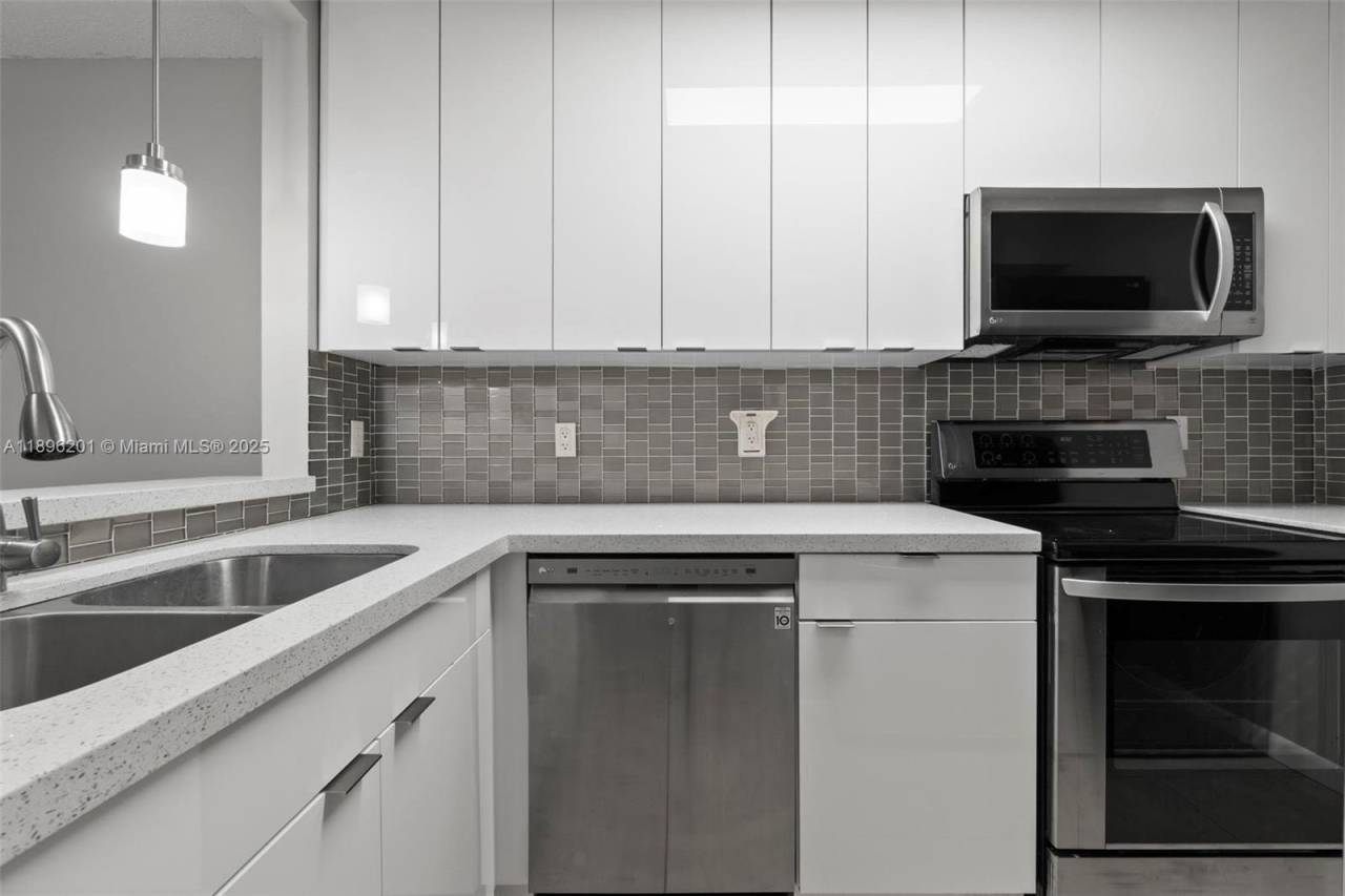 3586 N University Dr