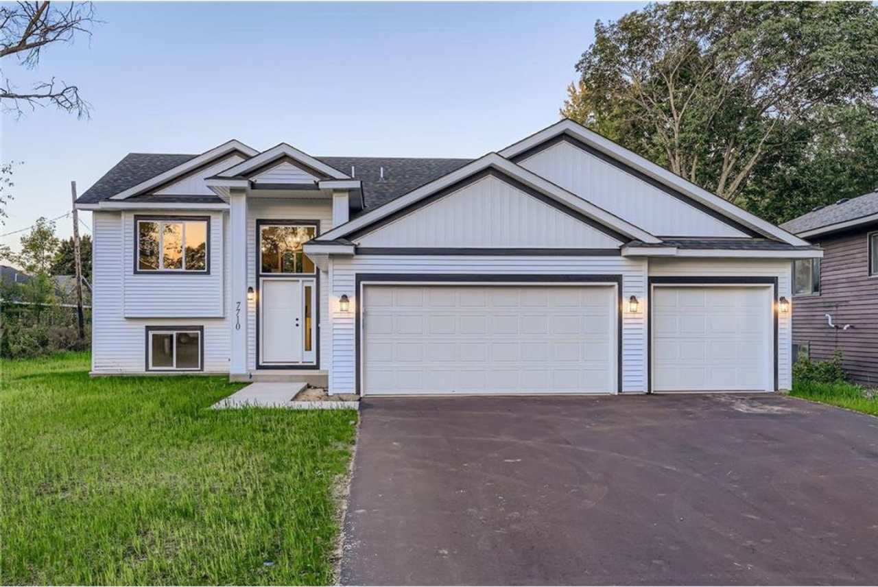 Sparkling ***New Construction*** 3 Bedroom Home with Huge Bonus Lower Level is Ready for You!