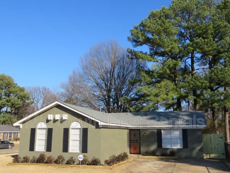 4272 Elmridge St (Parkway Village)