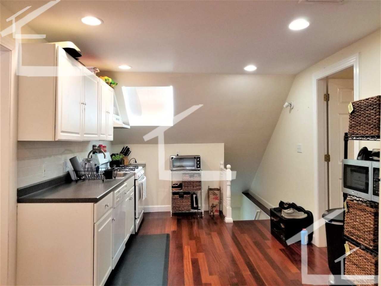 large 2 bed in Brighton