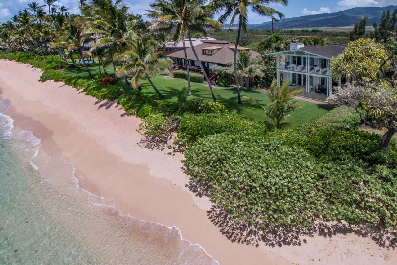 Hawaii Life Presents Modern Mokuleia Beachfront Luxury 4 bedroom 3 Bath