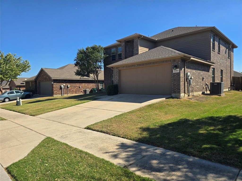 12417 Worthington Lane