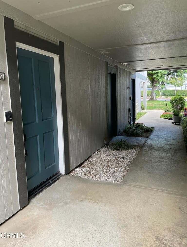 6443 Stoney View Lane