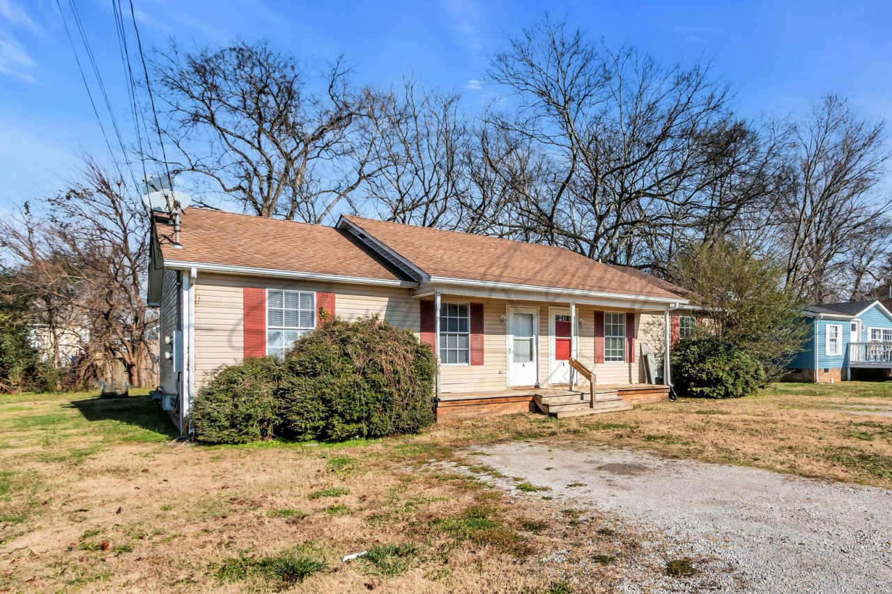 Affordable 2BR Ranch Duplex in N. Columbia — Move-In Special!