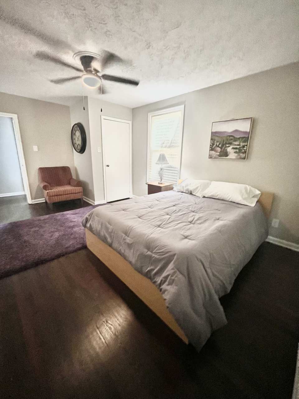 1518 Columbia Cir Room #4