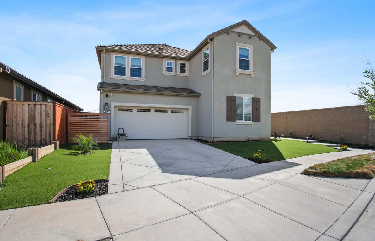 2480 Iverstone Street