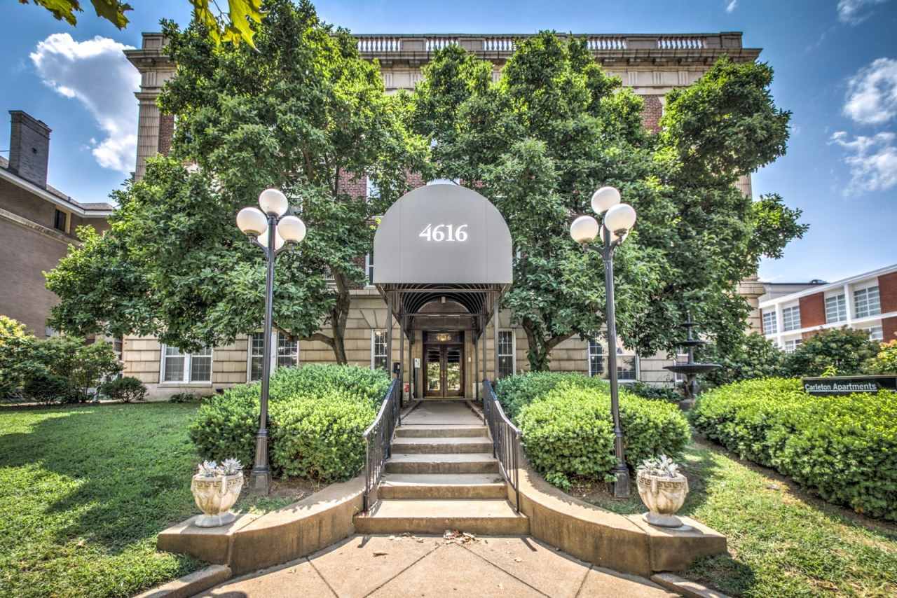 4616 Lindell Blvd. (Carleton Apt)