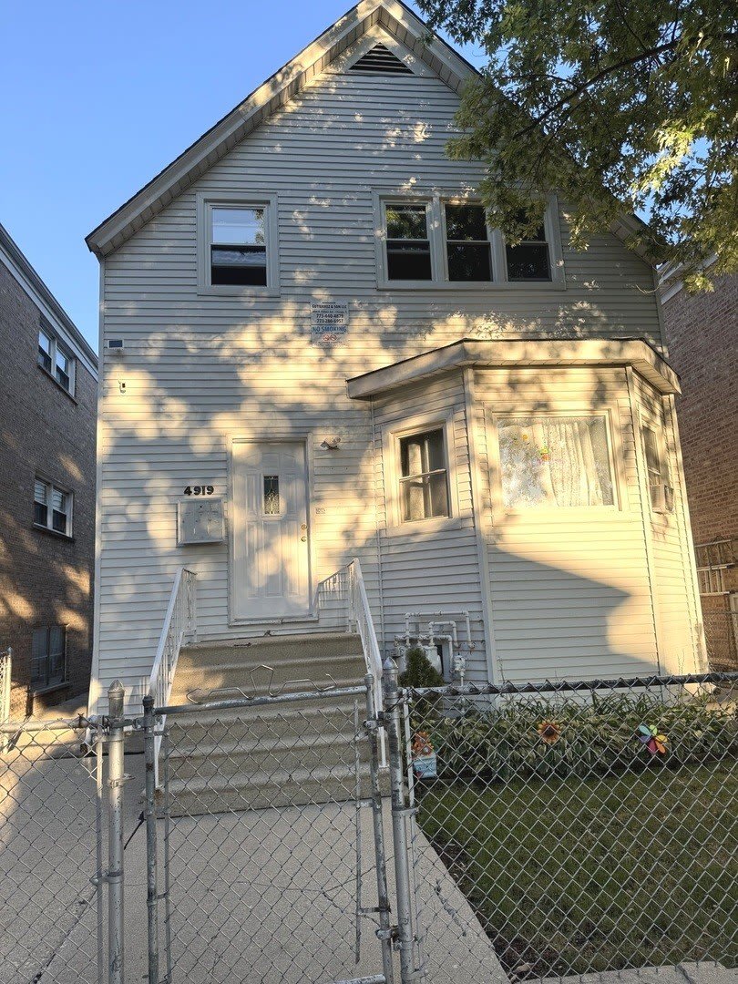 4919 N Kedvale Avenue unit: 2