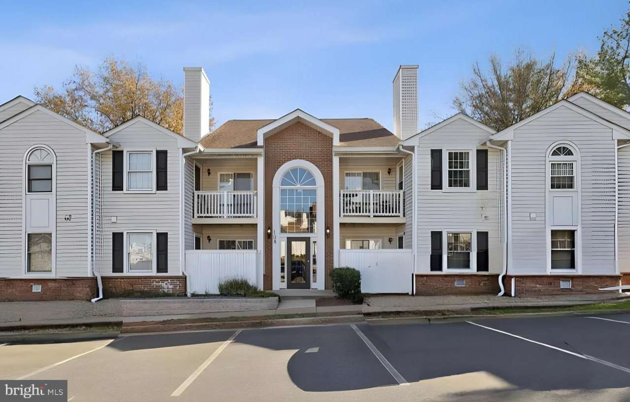 108 WESTWICK Court unit: 4