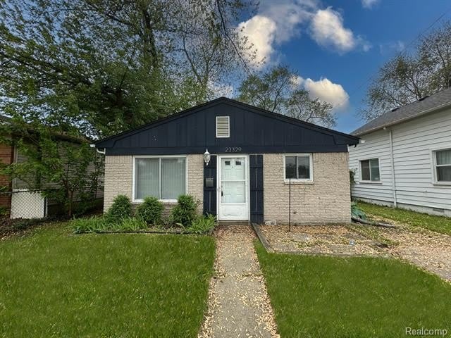 23329 Easterling Avenue