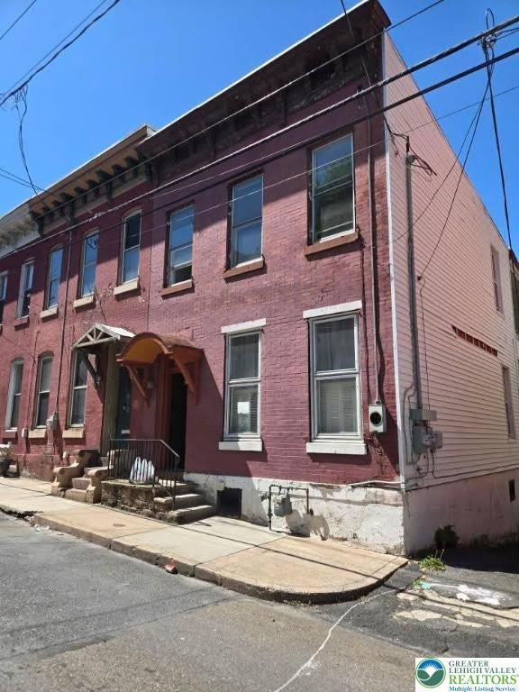 610 W Norwegian Street