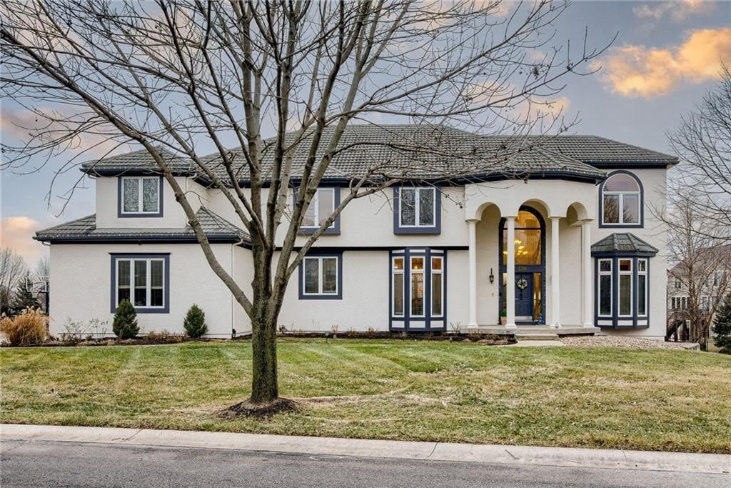 5301 W 149th Terrace