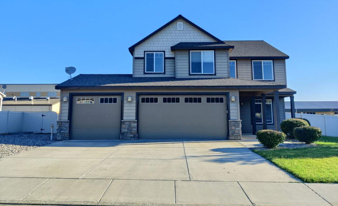 Large Home in South Richland