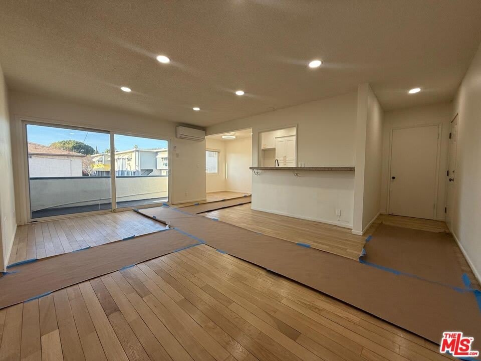 317 Delaware Rd unit: D