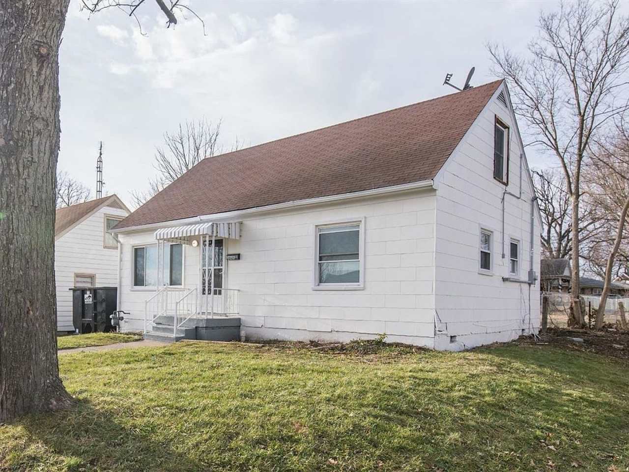 Spacious 4-Bedroom, 2-Bath Home with Garage, Side Parking  Private Backyard