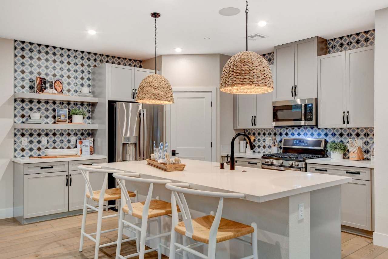 Luxury Designer Dream Home in Inspirada – Fully Furnished!