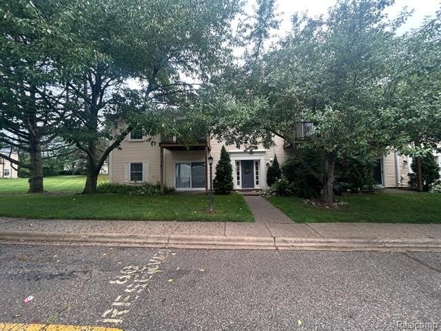 924 CHESTNUT HILL Drive