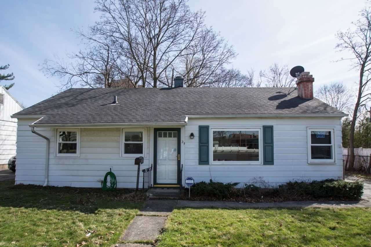 Cozy 3B1B Ranch Near Strong Hospital  U of R