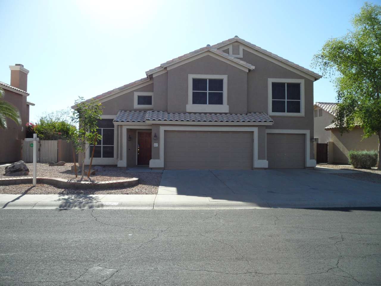 687 S Sahuaro Drive