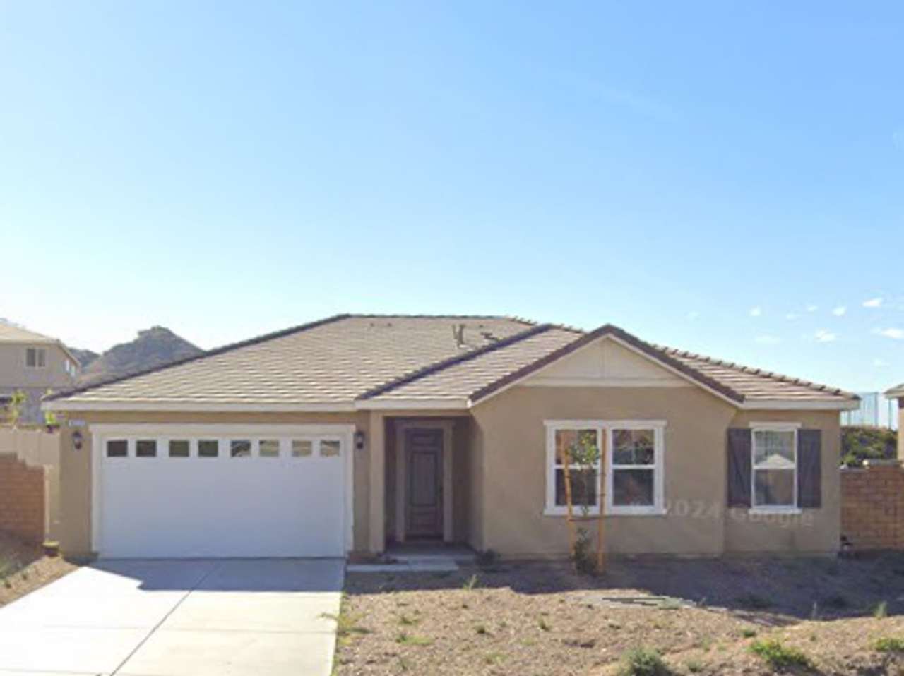 8039 Country Mile Ln